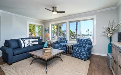 Chic Oceanview Condo Remodeled Stunning Views
