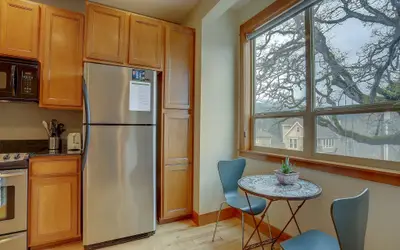 Spacious B2 Townhome with Fireplace and BBQ on the Deck