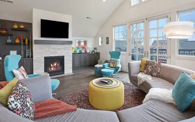 Pet-Friendly Cairn Home features Private Hot Tub and Fire Pit on the Back Patio