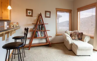 River Scene - Great Views! 30 day minimum required