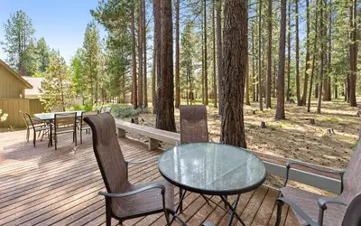 2 Landrise Pet-Friendly Home with Bikes to Use