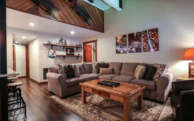 Sunshine Village 158 Deluxe, Completely Remodeled, Central Location, Close to it All