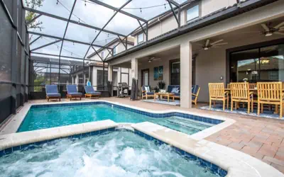 Upscale Vacation Villa designed for comfort-4912CG