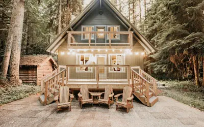 49SL - Hot Tub - WiFi - Fireplace -  Sleeps 10