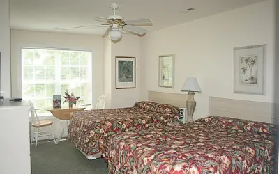 27 Holes of Golf Surrounds the Studio Golf Villa 1606L with Resort Amenities