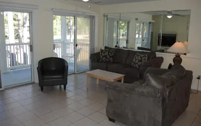 Golf Course View Condo 3005M with Outdoor Pool in Brunswick Plantation Resort and Golf
