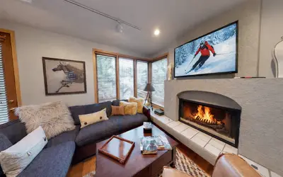 1382 Empire Mountain Ski Home