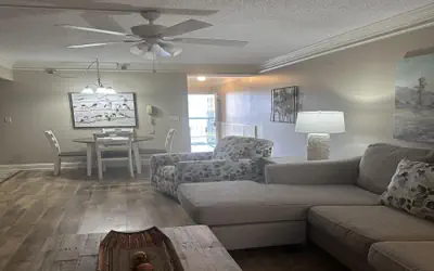 Smoky Mountains 304 2BD Condo with Private Balcony and Fireplace