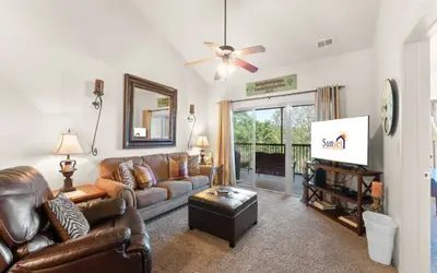 SB1091-6 -Ozark Comfort Condo