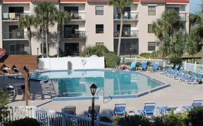 Ocean Village Club P19