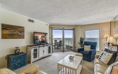 IR 602 Top floor Gulf Front 2 BR with washer dryer -amazing views!