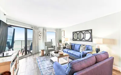 IR 405 Stunning is the only word to describe a unit that has been totally redone