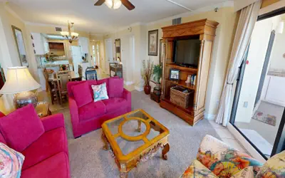 Ir 616 - 2 BR that sleeps 8 and sits beachside - Sunset Views!