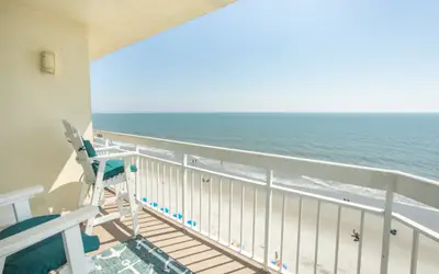 0712 Waters Edge Resort