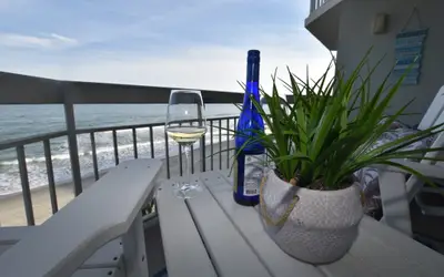 0407 Waters Edge Resort