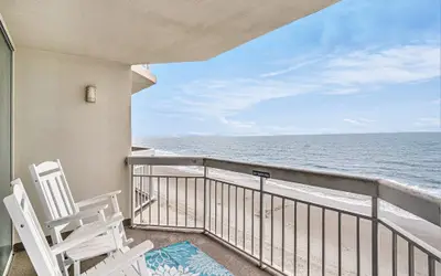 0611 Waters Edge Resort