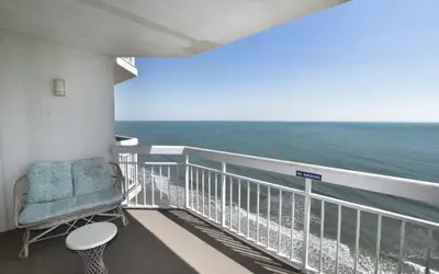 1412 Waters Edge Resort