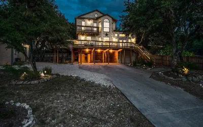 CL  2232 All Decked Out