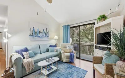 Dog Friendly Forest Ridge Condo Close to Beach