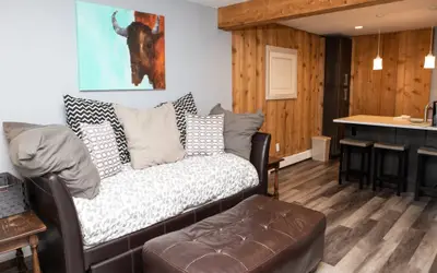 2427 Chamonix Lane 1 Bedroom