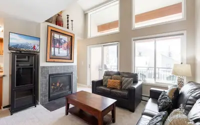 Breakaway West Convenient Condo Near Vail Village