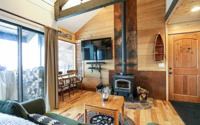 Bigwood 80 Remodeled, Private Washer Dryer, Close to Eagle Lodge