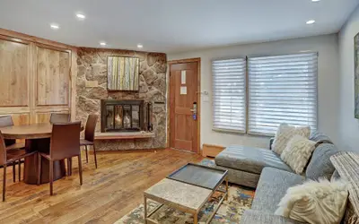 The Lodge at Vail 2 BR Condo in the Heart of Vail Save 20% on 7+ Nights!