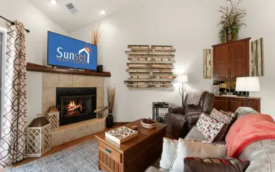 EM255-5 -Reflection Retreat