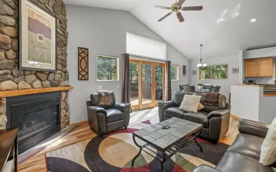 Cutty Sark Court #2 3BR Mountain Views