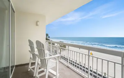 0212  Waters Edge Resort