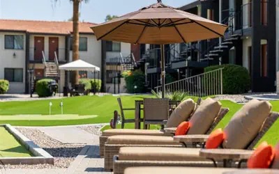 Studio with hot tub!