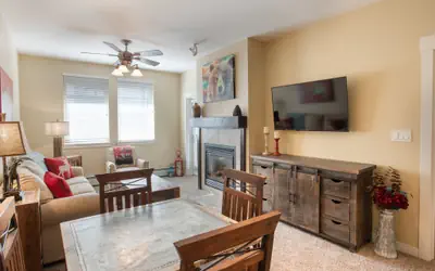 Fraser Crossing/Founders Pointe, Condo (Premium-Rated Condo 3624)