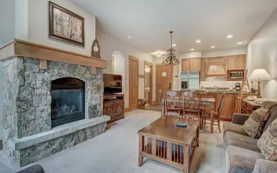 Luxurious 1 BR in River Run Village with Ski in ski out, Kids Ski Free