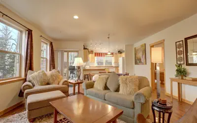 101 Lodge at Riverbend