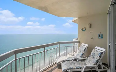 1109 Waters Edge Resort