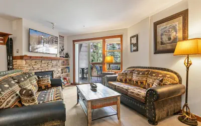 3220 - Two Bedroom Deluxe Powderhorn Lodge