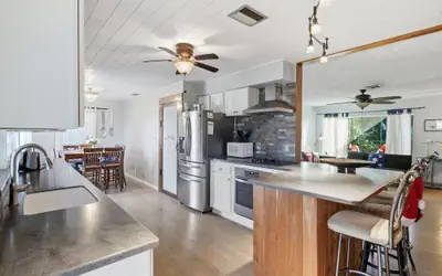 The Lake Home - PET FRIENDLY!  A Beautiful Oasis In The Heart Of Florida!