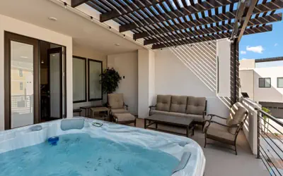 Cloud 9 at Desert Color