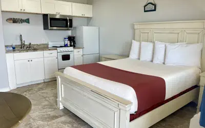 Beachgate Condo Suites and Hotel 225