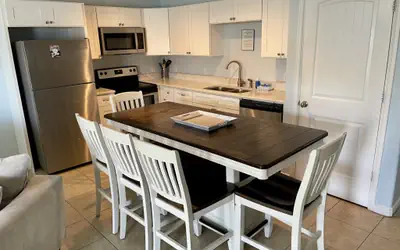 Beachgate Condo Suites and Hotel 536+537b