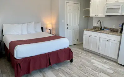 Beachgate Condo Suites and Hotel 219