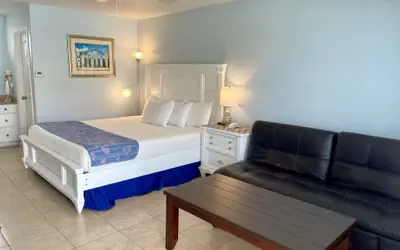 Beachgate Condo Suites and Hotel 437