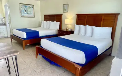 Beachgate Condo Suites and Hotel 412