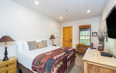 Bear Creek Lodge 107B