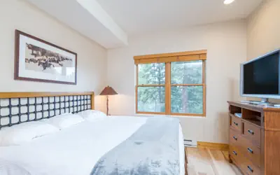 Bear Creek Lodge 305B