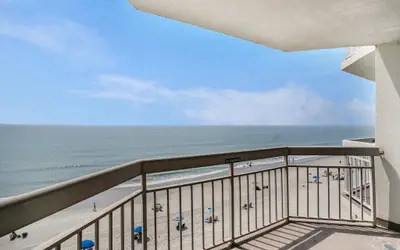 0511 Waters Edge Resort