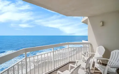 0710 Waters Edge Resort