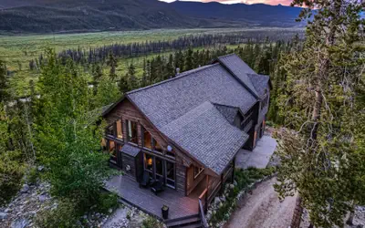 Moose Ridge Cabin
