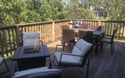 Grizzly Bear Lodge Rustic Cabin