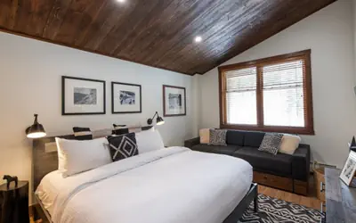First Floor Condo Easy Access to Ski Adventure - Zephyr Mountain Lodge Premium-Rated 2100